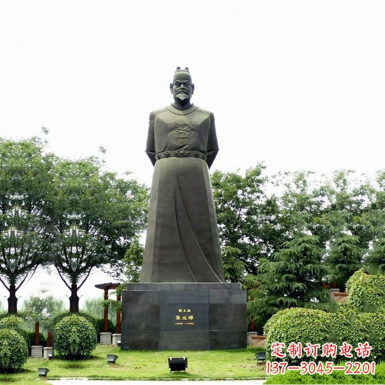 绵阳“洪武之治”明太祖石雕塑像