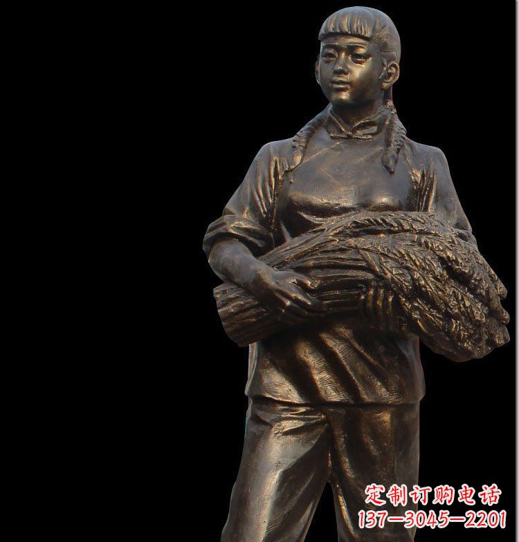 绵阳“农耕抒情”女子铜雕