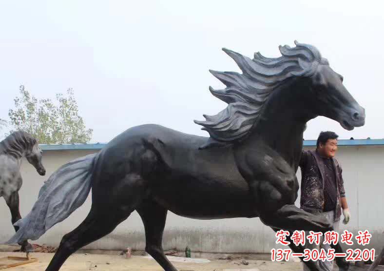 绵阳奔马仿真马雕塑