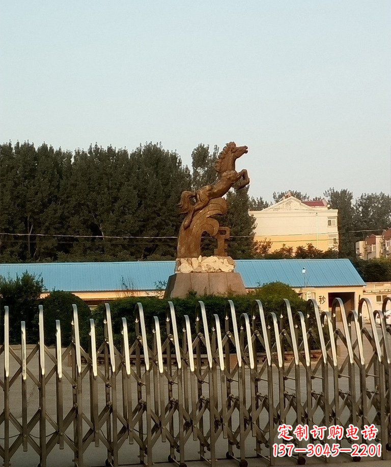 绵阳腾驰自由——奔马企业铜雕