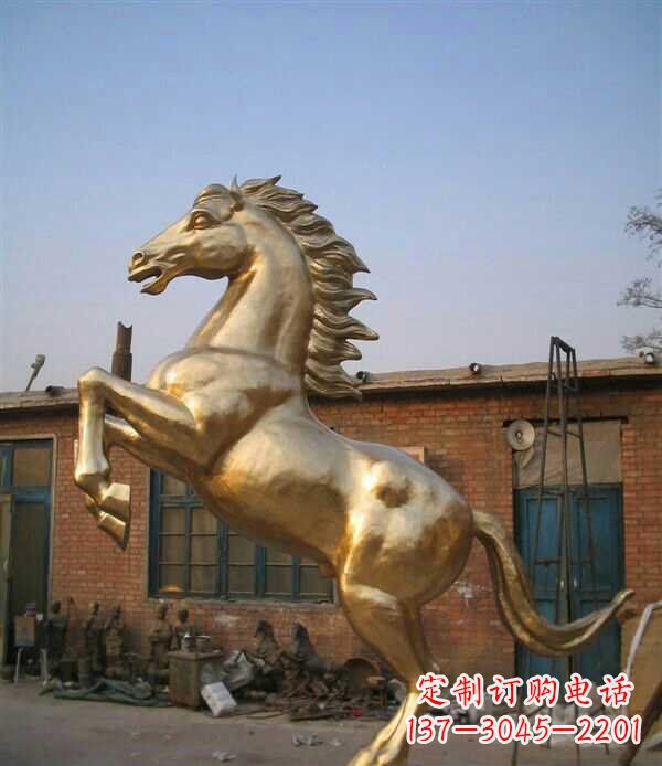 绵阳奔马精致瓷器