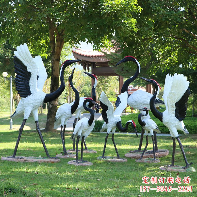 绵阳玻璃钢丹顶鹤雕塑传承中华文化之美