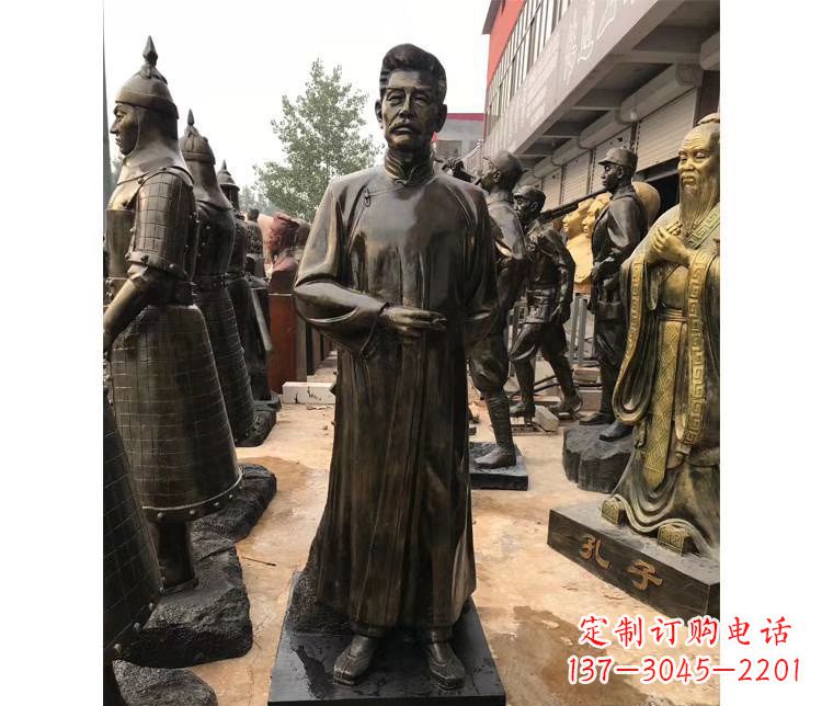 绵阳玻璃钢仿铜鲁迅雕塑——传承中国近代文化精神