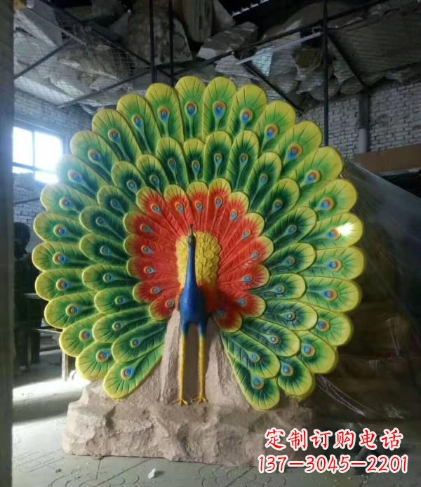 绵阳玻璃钢制作的孔雀雕塑
