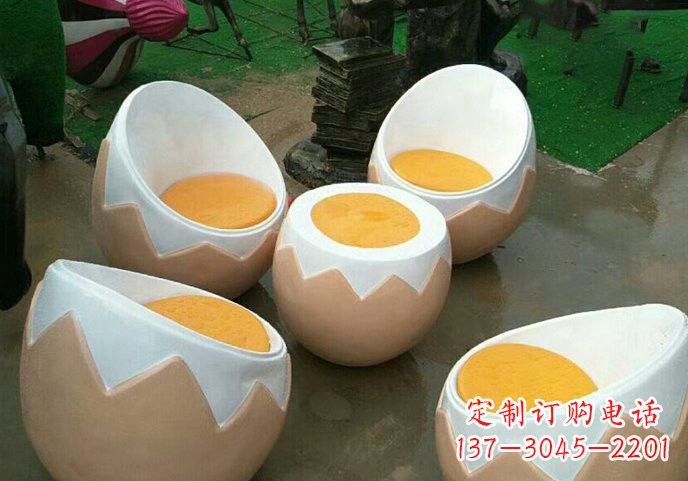 绵阳玻璃钢鸡蛋雕塑——精致的艺术精品