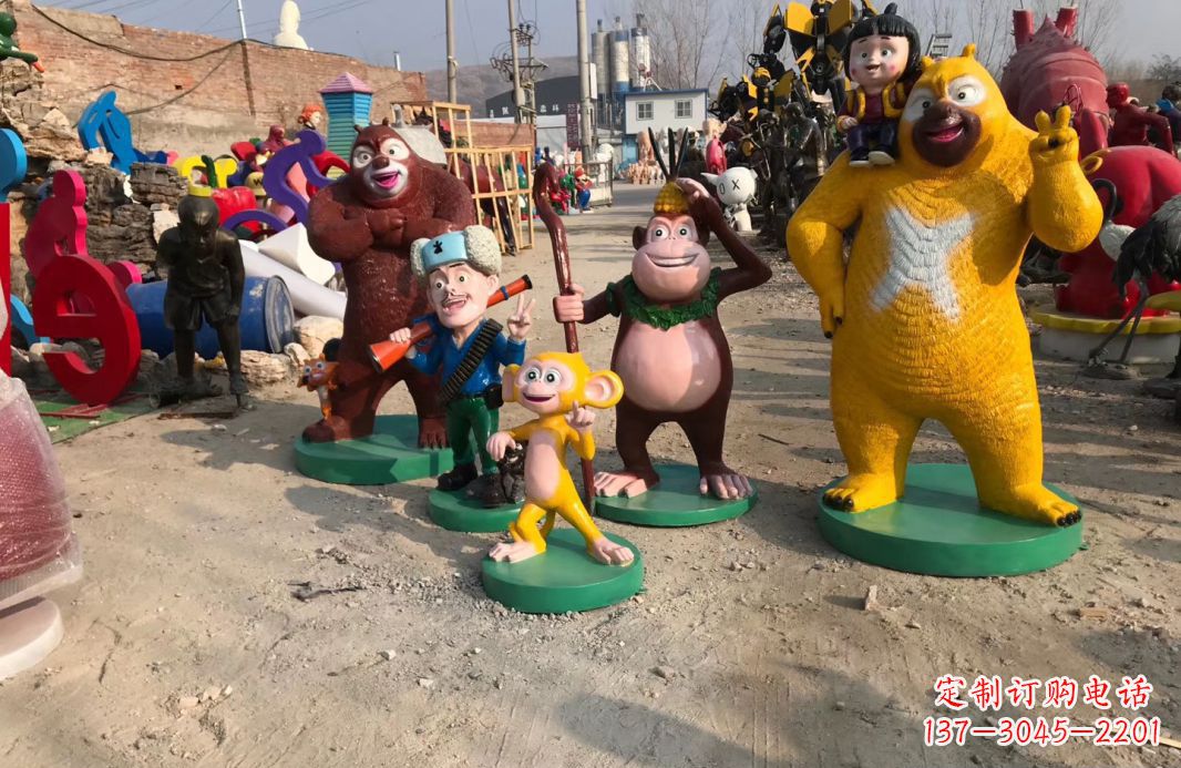 绵阳玻璃钢仿真熊二雕塑一种可爱的艺术品