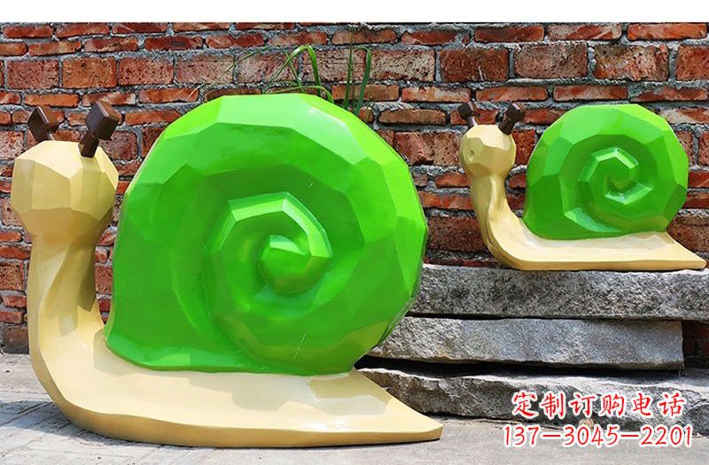 绵阳玻璃钢蜗牛雕塑——浪漫又充满灵感