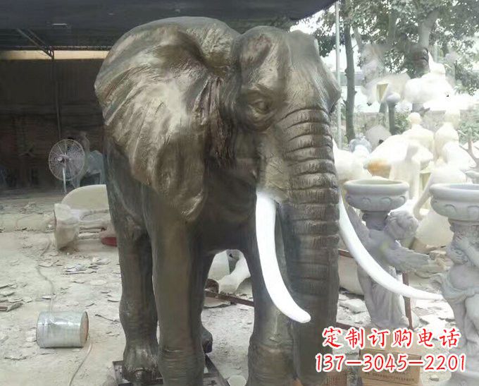 绵阳玻璃钢大象雕塑——一座非凡的雕塑