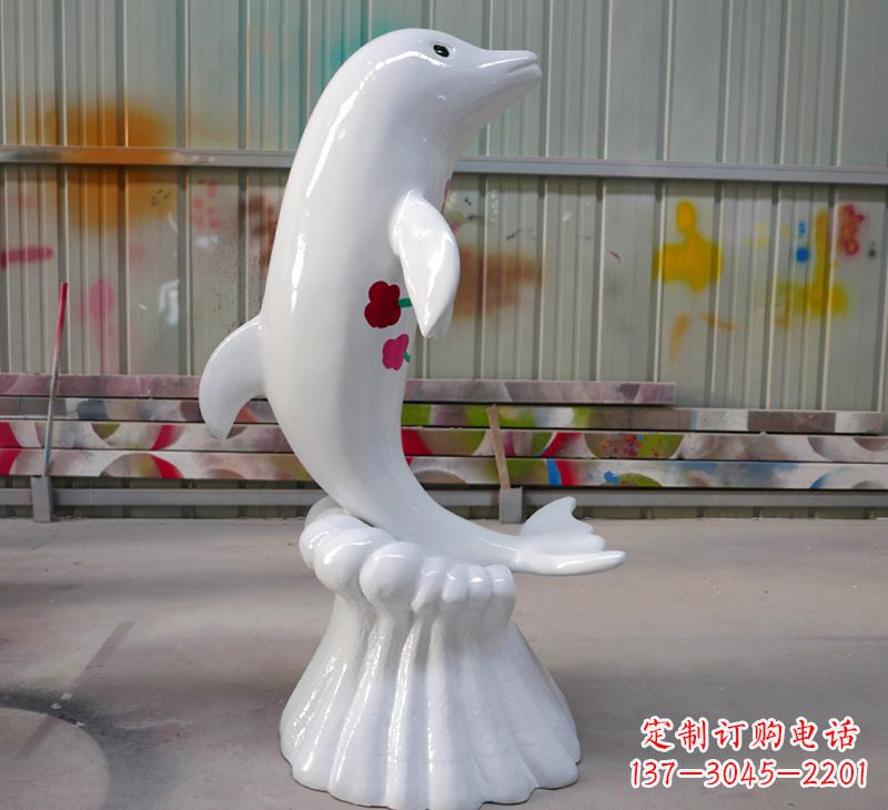 绵阳海豚的魅力玻璃钢海豚雕塑
