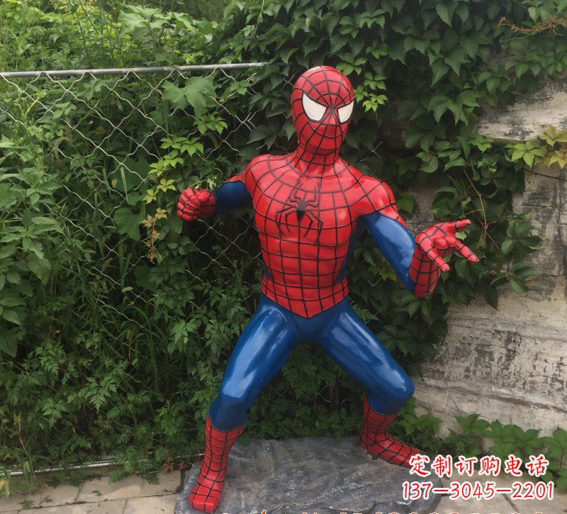 绵阳玻璃钢蜘蛛侠一座精致的雕塑