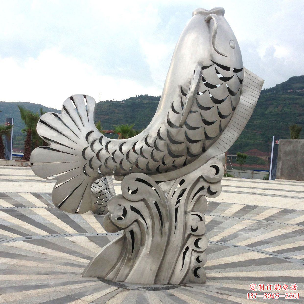 绵阳不锈钢“鱼”园林水景喷泉动物景观雕塑