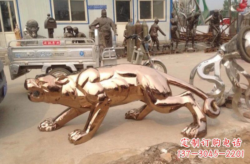 绵阳不锈钢豹子雕塑精美绝伦