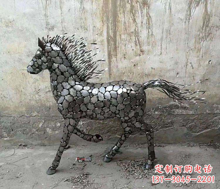 绵阳不锈钢奔马雕塑艺术与自由的象征
