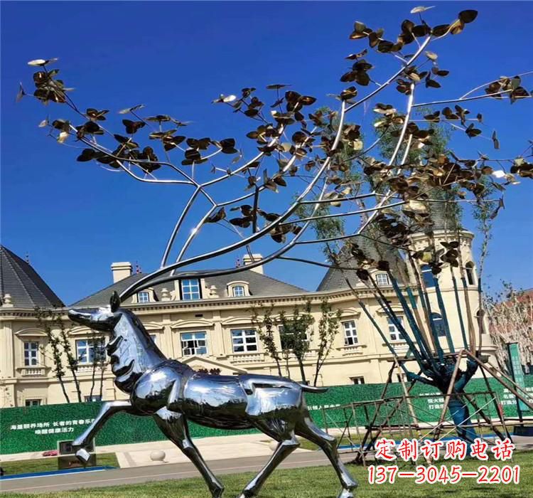 绵阳不锈钢梅花鹿雕塑精美而又经久不衰