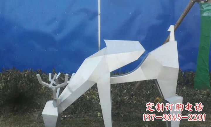 绵阳梅花鹿不锈钢不规则雕塑的传奇