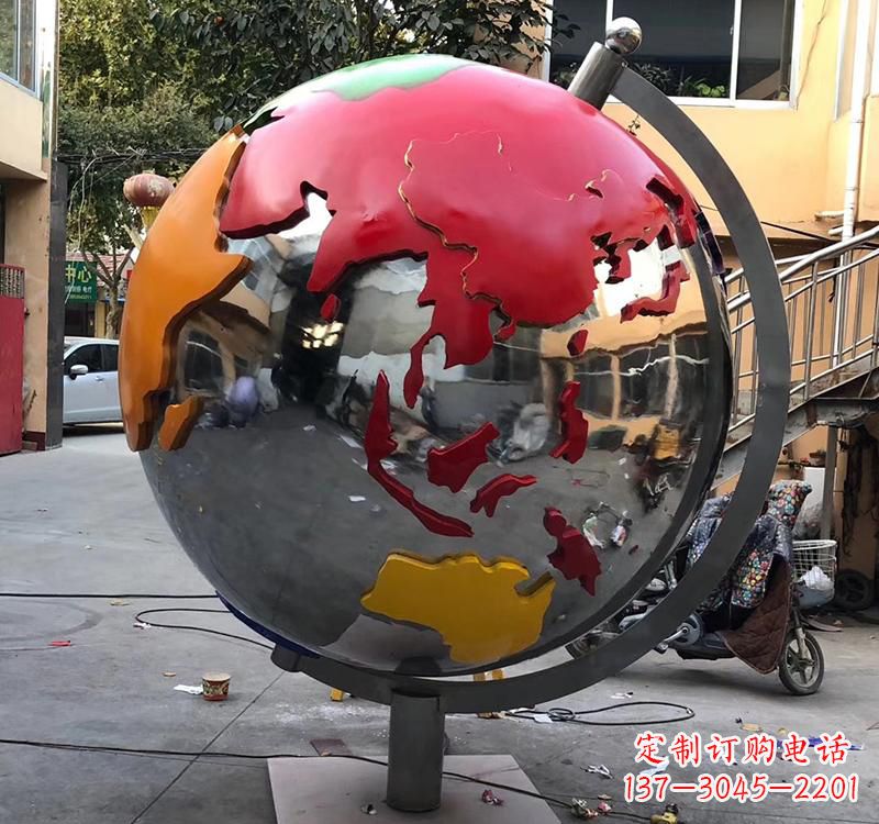 绵阳不锈钢彩绘地球仪雕塑