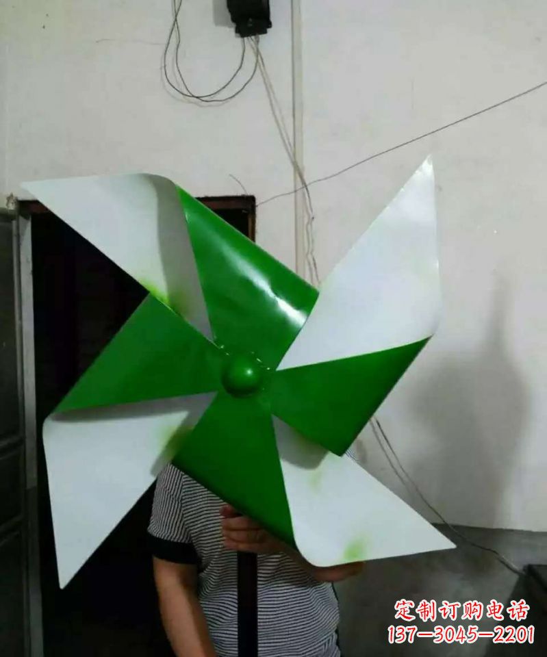 绵阳不锈钢彩色风车雕塑艺术精髓缔造美好生活