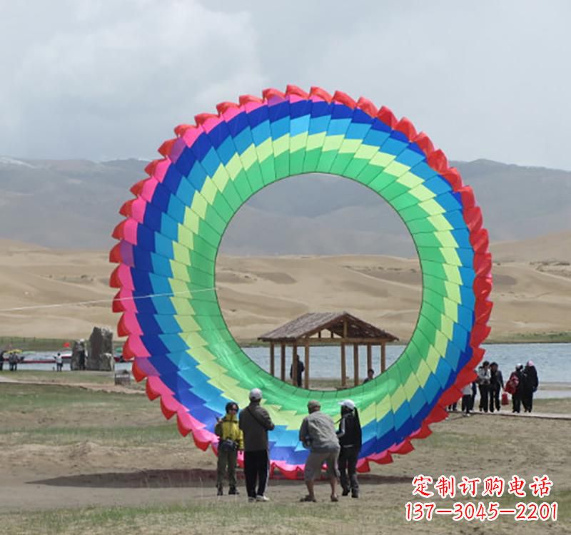 绵阳不锈钢彩色圆环雕塑——精致的艺术瑰宝
