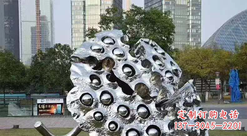 绵阳不锈钢城市的莲蓬雕塑