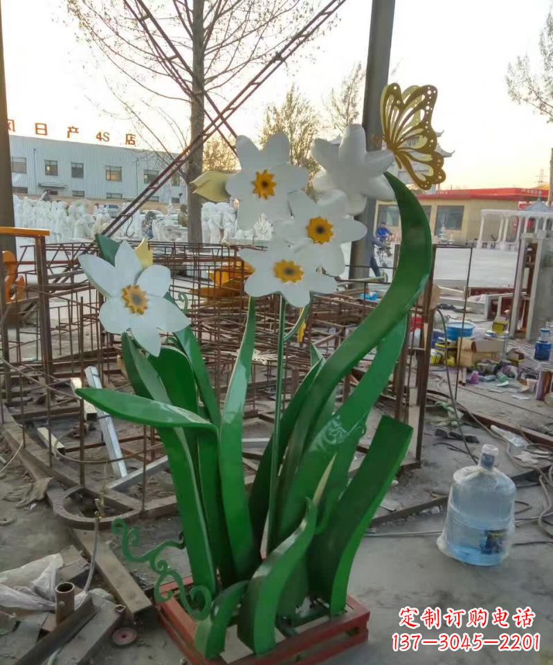 绵阳不锈钢之美——紫荆花雕塑