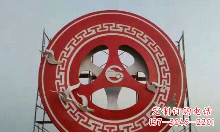 绵阳不锈钢齿轮雕塑象征着时代进步