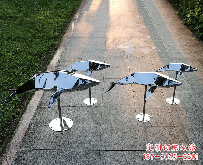 绵阳海豚雕塑不锈钢的艺术精灵