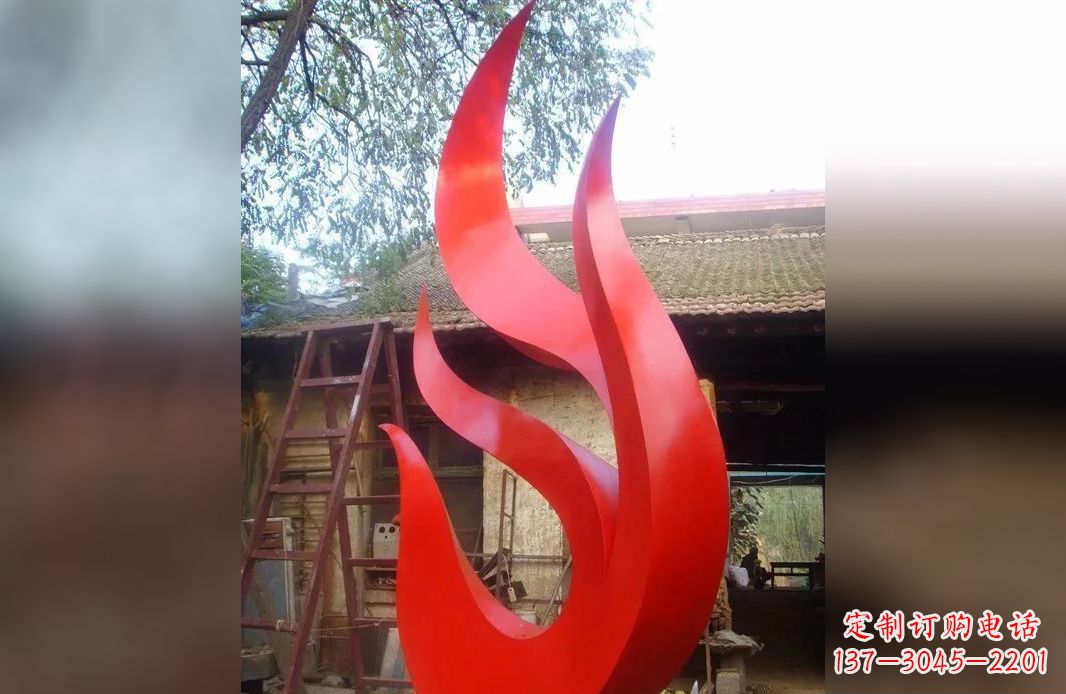 绵阳凤凰展翅飞翔的不锈钢雕塑