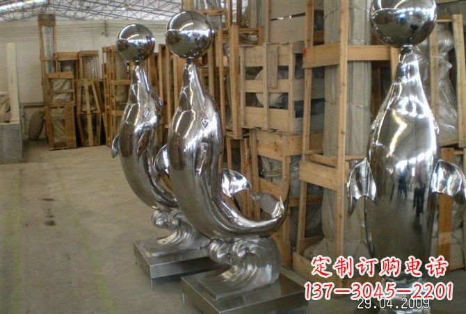 绵阳不锈钢海豚顶球雕塑