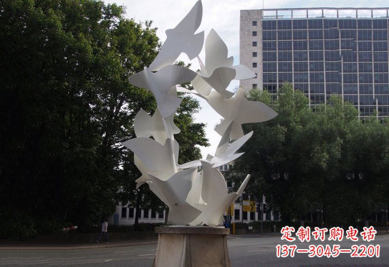 绵阳美丽而宁静的不锈钢和平鸽雕塑