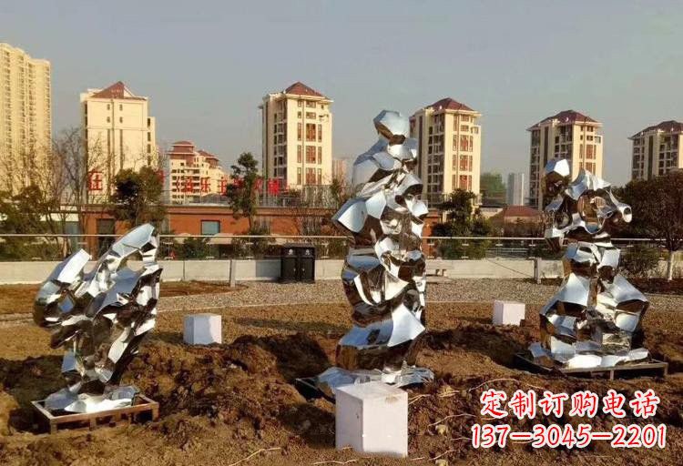 绵阳不锈钢太湖石雕塑给人以美的视觉体验