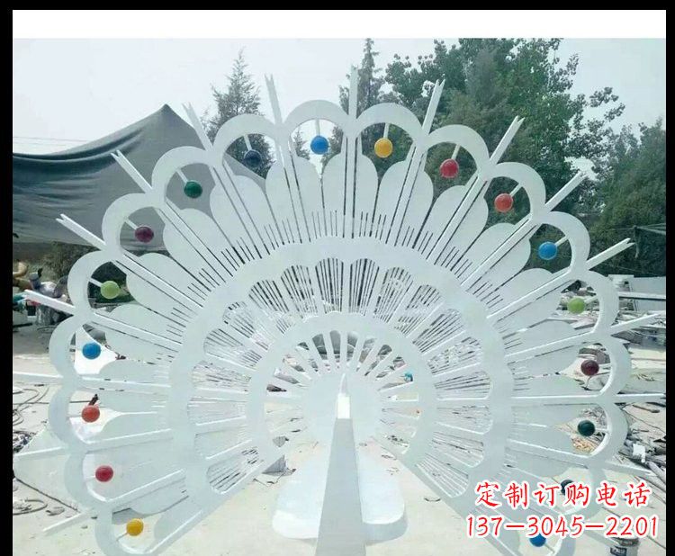 绵阳精美不锈钢孔雀雕塑