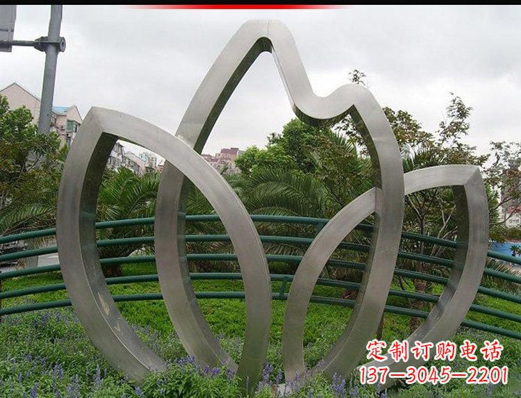 绵阳不锈钢树叶雕塑美丽与力量的完美结合