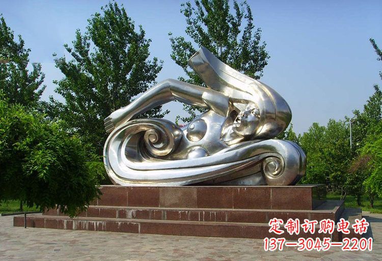 绵阳浪漫游泳不锈钢女孩雕塑