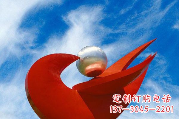 绵阳“和平鸽”用不锈钢大型雕塑抒发爱与和平