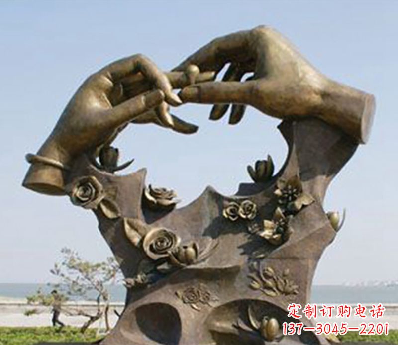 绵阳不锈钢戒指雕塑表达爱的艺术精品
