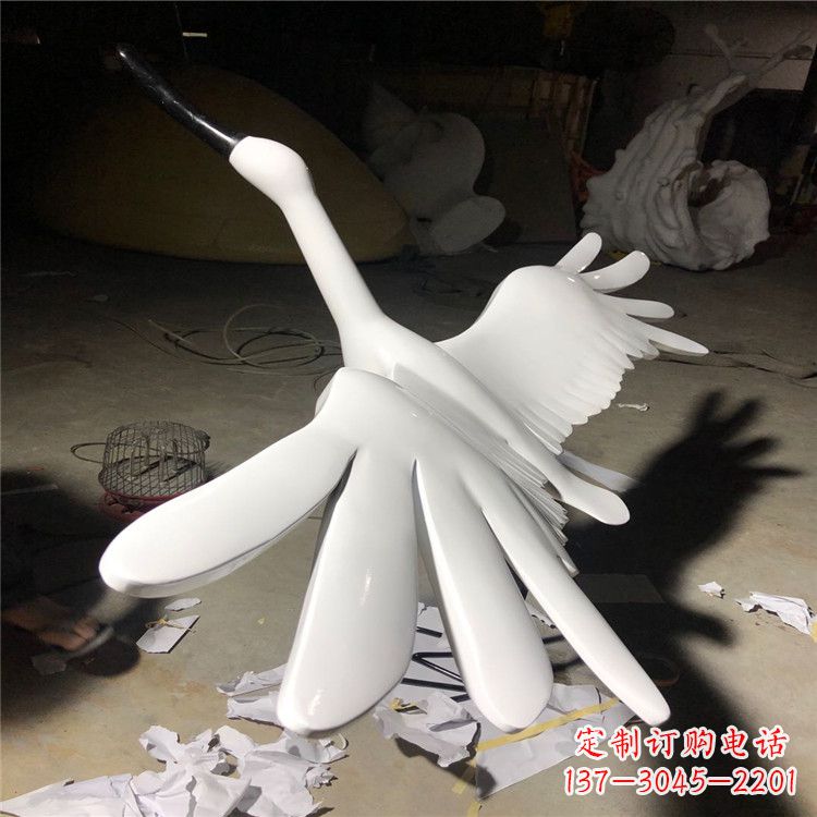 绵阳精致的不锈钢丹顶鹤雕塑