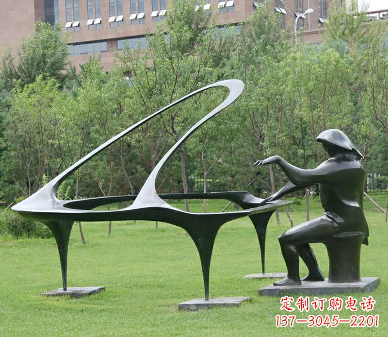 绵阳不锈钢钢琴雕塑——激发人们心中的音乐