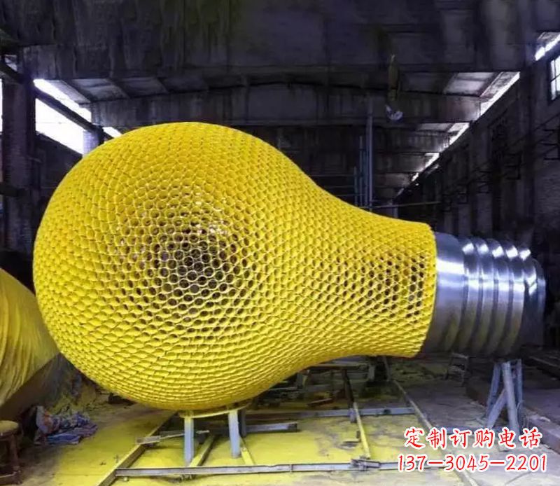 绵阳新题目不锈钢灯泡雕塑精致的艺术珍品