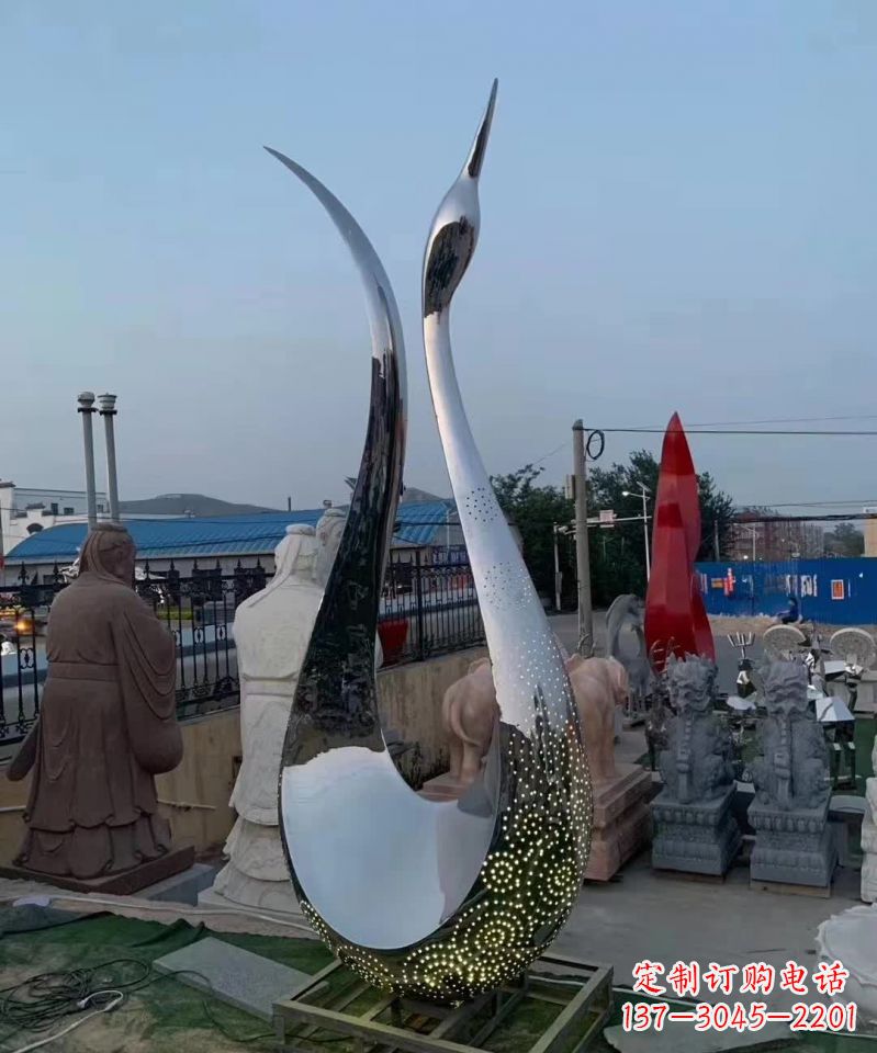 绵阳不锈钢灯饰天鹅雕塑——精美而又精致