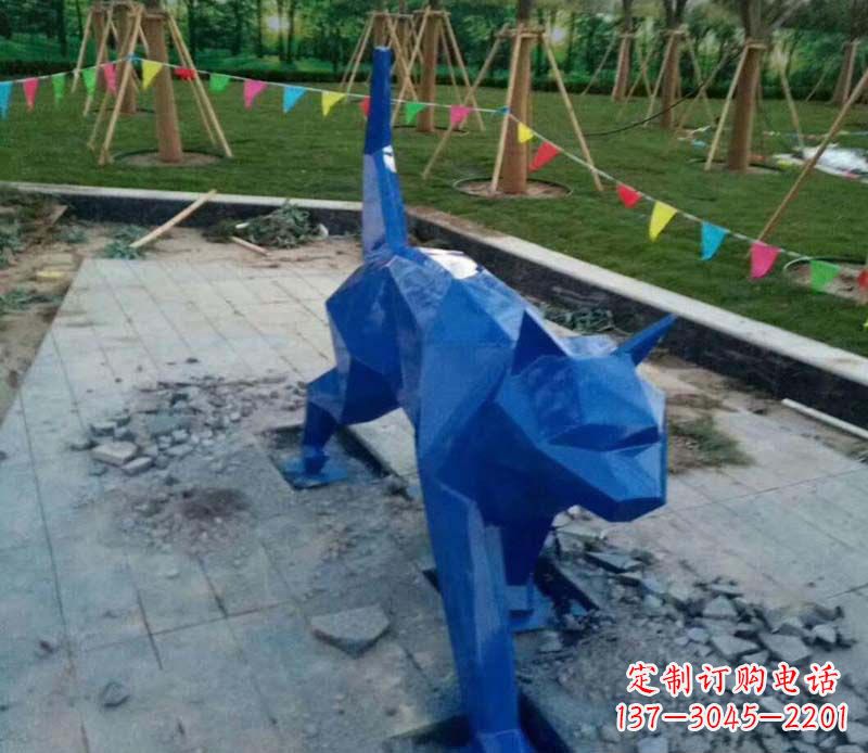 绵阳不锈钢动物雕塑艺术性与现实性的完美结合