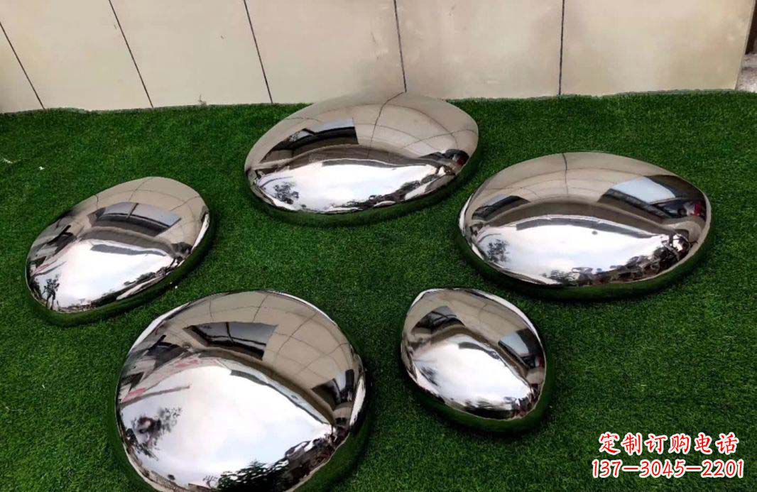 绵阳不锈钢鹅卵石雕塑艺术品的精致之美