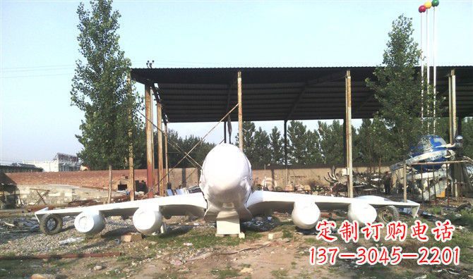 绵阳不锈钢飞机雕塑给空中飞行者的致敬