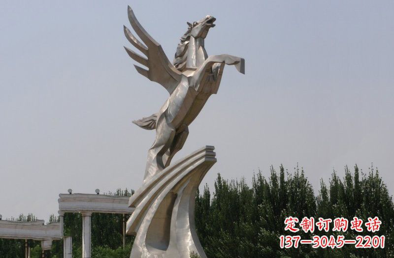 绵阳不锈钢飞马雕塑象征力量与灵动