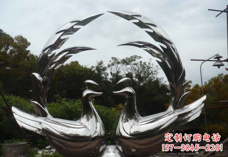 绵阳不锈钢孔雀雕塑精致美丽的艺术品