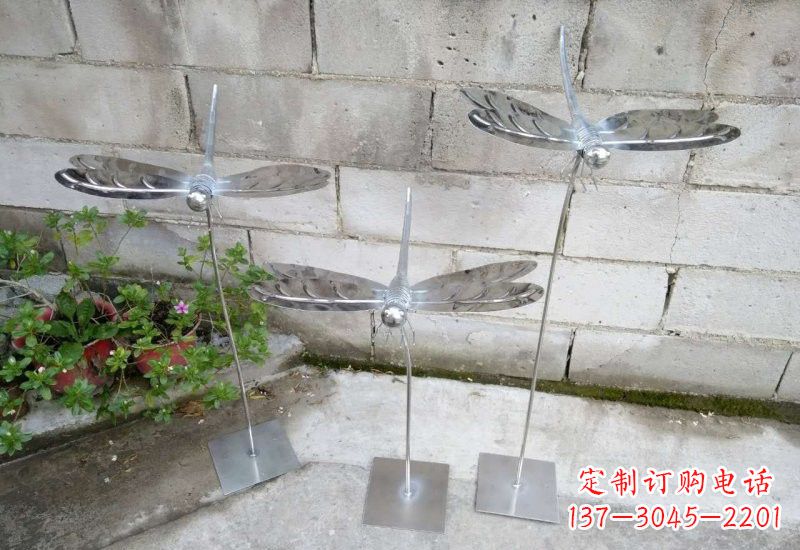 绵阳动物雕塑不锈钢蜻蜓的精美镜面