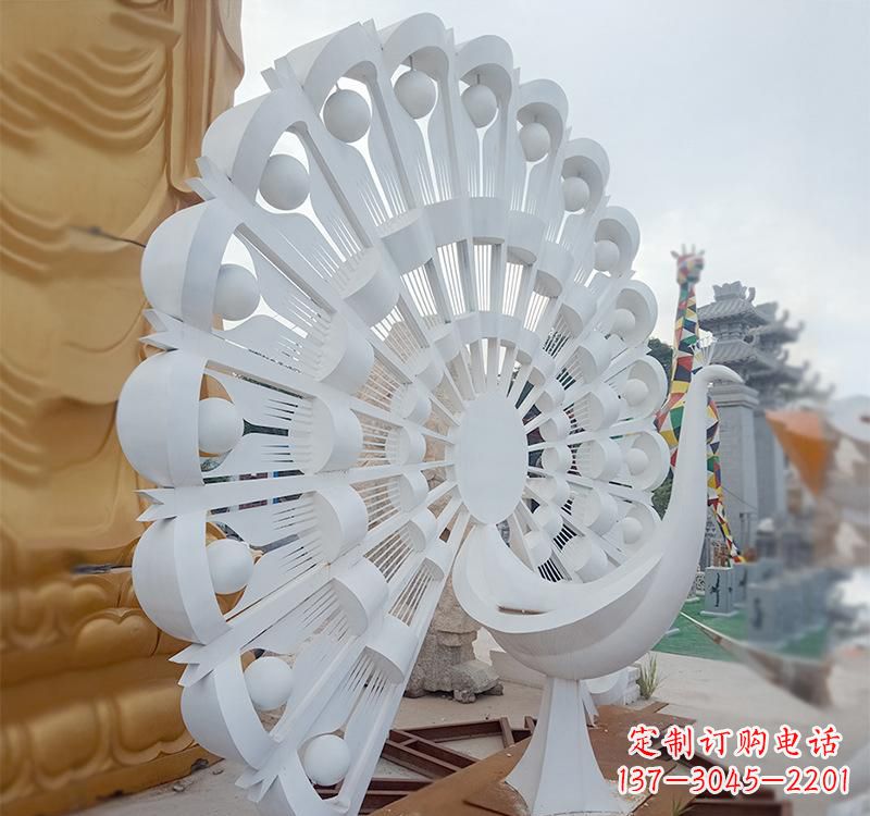 绵阳不锈钢孔雀雕塑美丽的艺术品