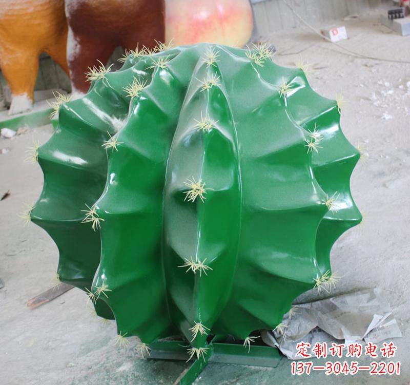 绵阳不锈钢仙人掌雕塑给公园景观增添灵动之美