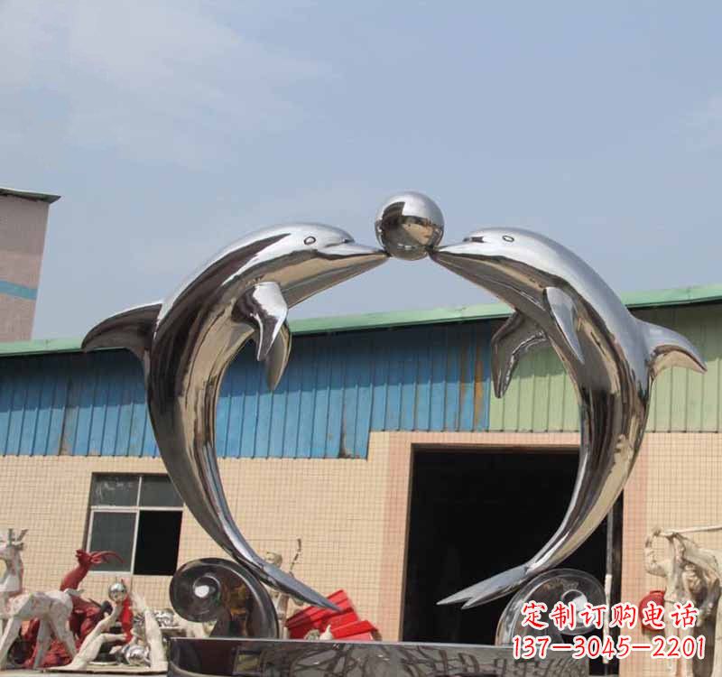 绵阳海豚之恋——不锈钢公园镜面海豚顶球雕塑