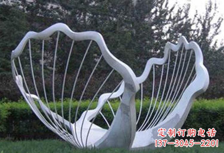 绵阳不锈钢公园的镂空贝壳雕塑