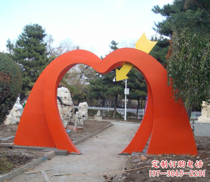 绵阳不锈钢拱门雕塑给空间增添灵动之美